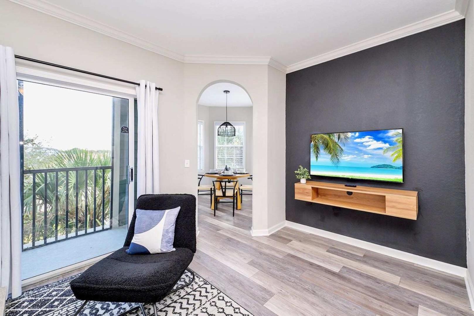 Cozy 2Br Condo - Private Balcony - Near Disney 奥兰多 外观 照片