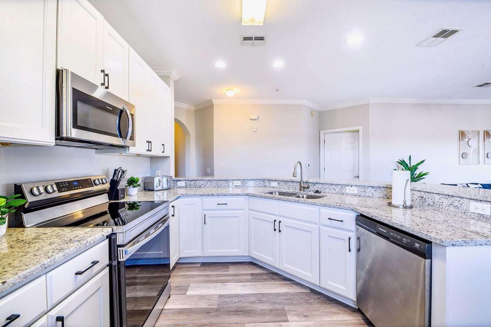 Cozy 2Br Condo - Private Balcony - Near Disney 奥兰多 外观 照片